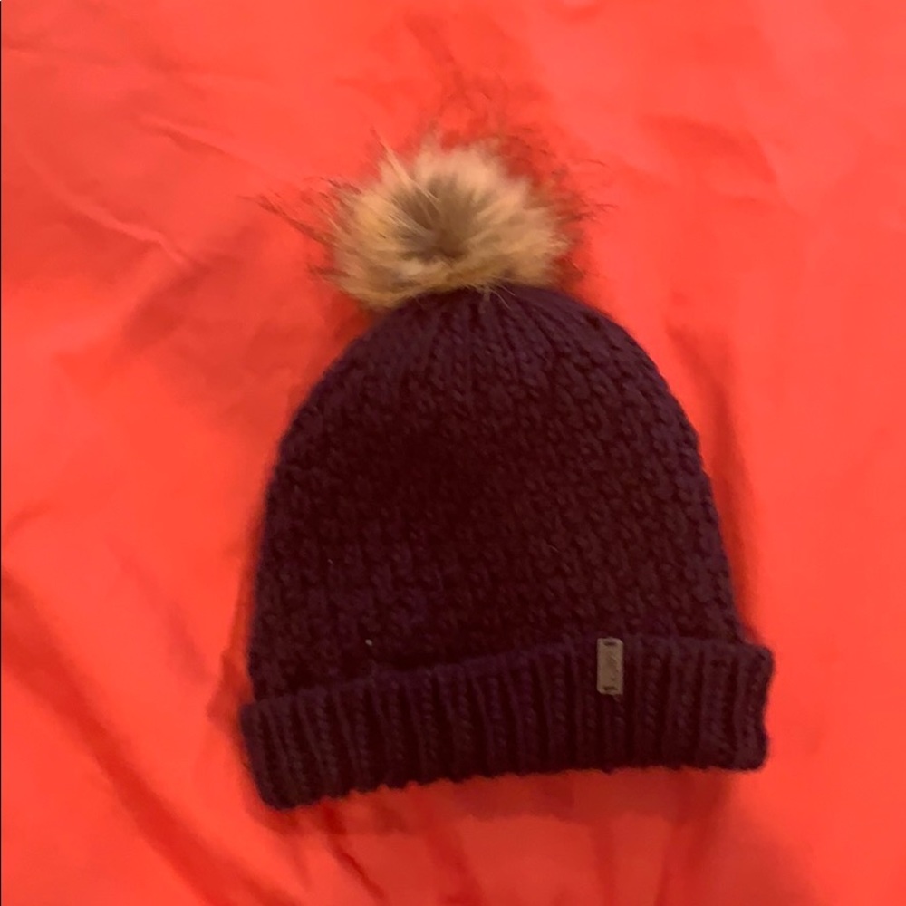 Eastern mountain sports winter hat